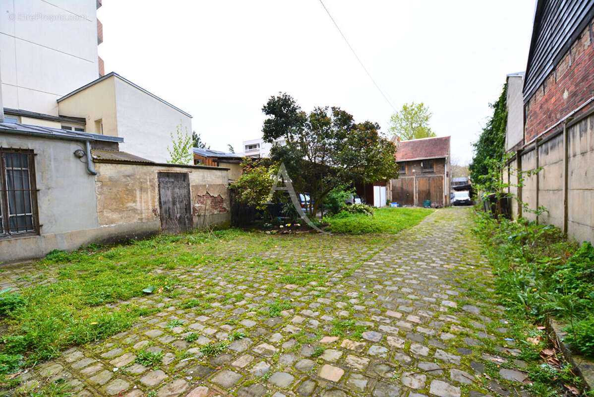 Appartement à LE KREMLIN-BICETRE