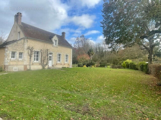 Maison à CONDE-SUR-HUISNE
