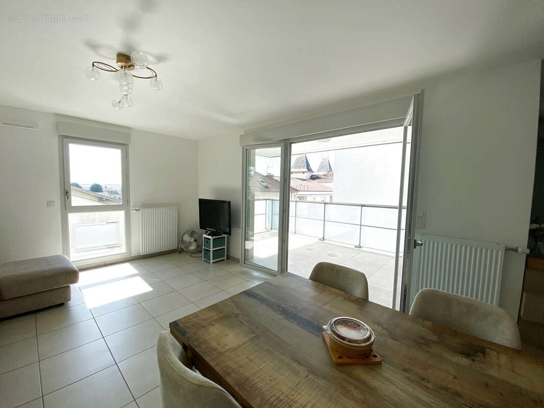 Appartement à CALUIRE-ET-CUIRE