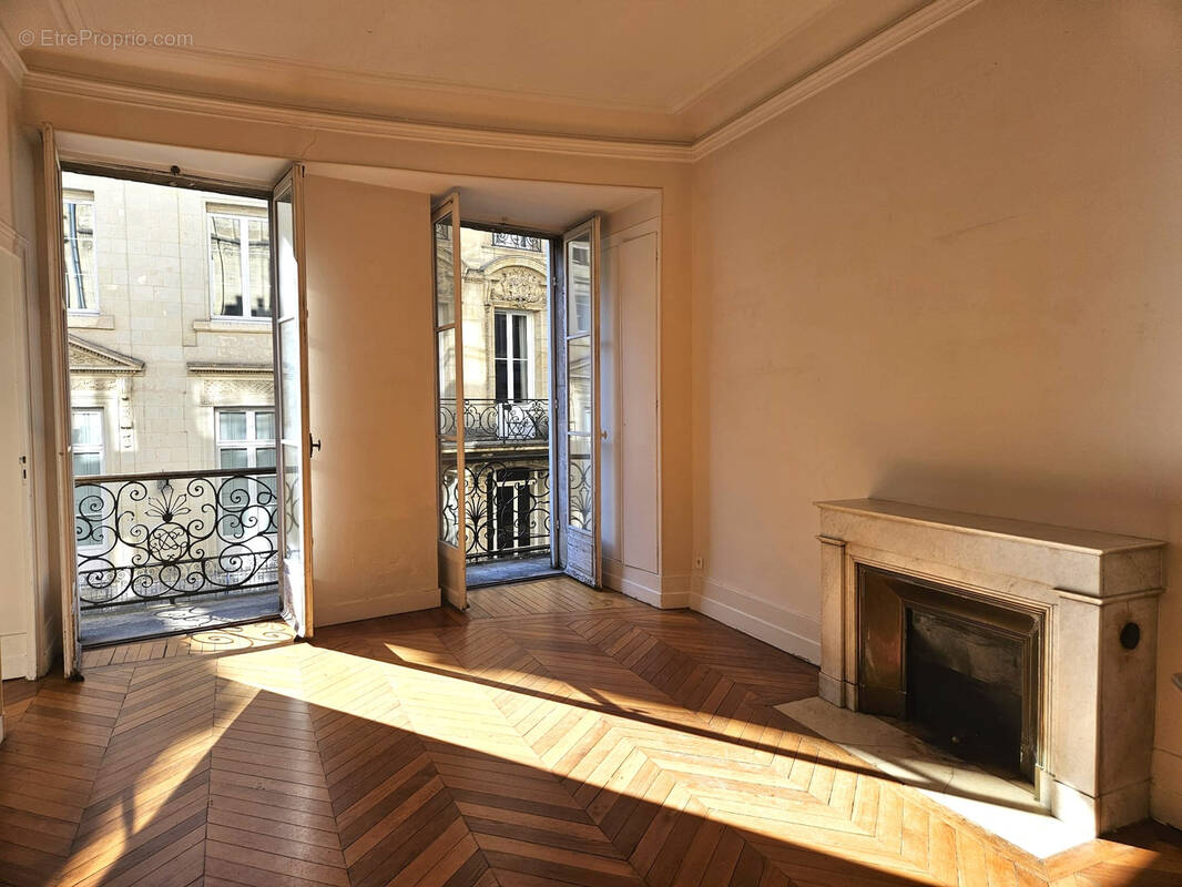 Appartement à BORDEAUX