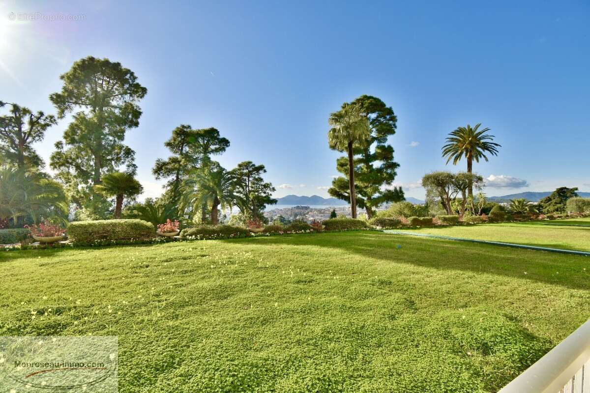 Appartement à CANNES