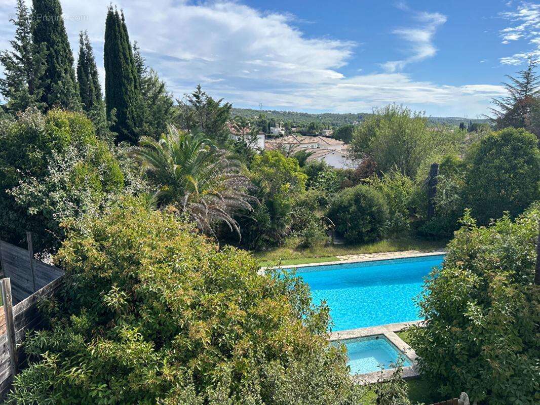 Maison à VAILHAUQUES