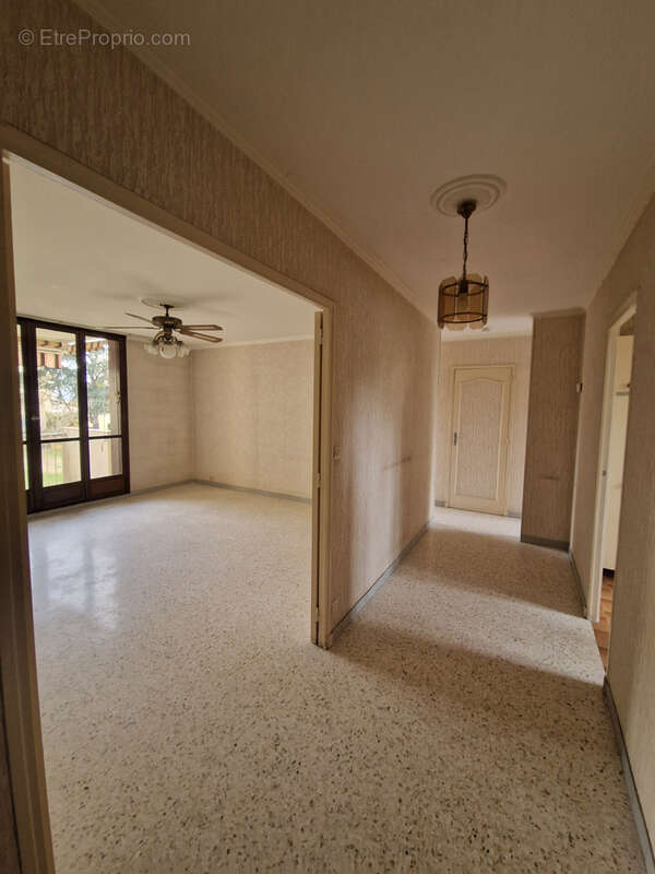 Appartement T3, parking, cave - photo 8