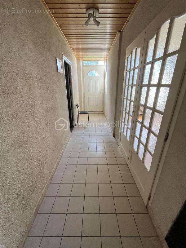 Maison à LA CHAPELLE-MONTLINARD