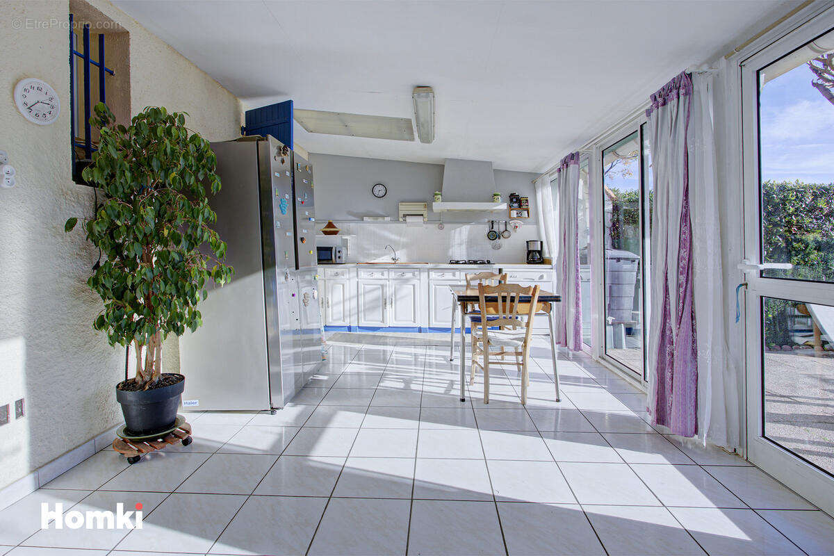 Maison à SAINT-ESTEVE