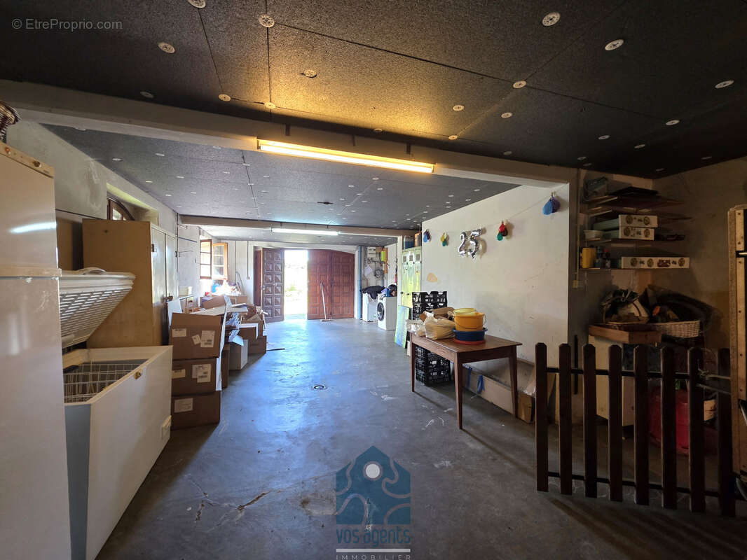 Maison 10 pièces avec terrasse, garage, appartement indépendant, cave et four à pain - photo 21