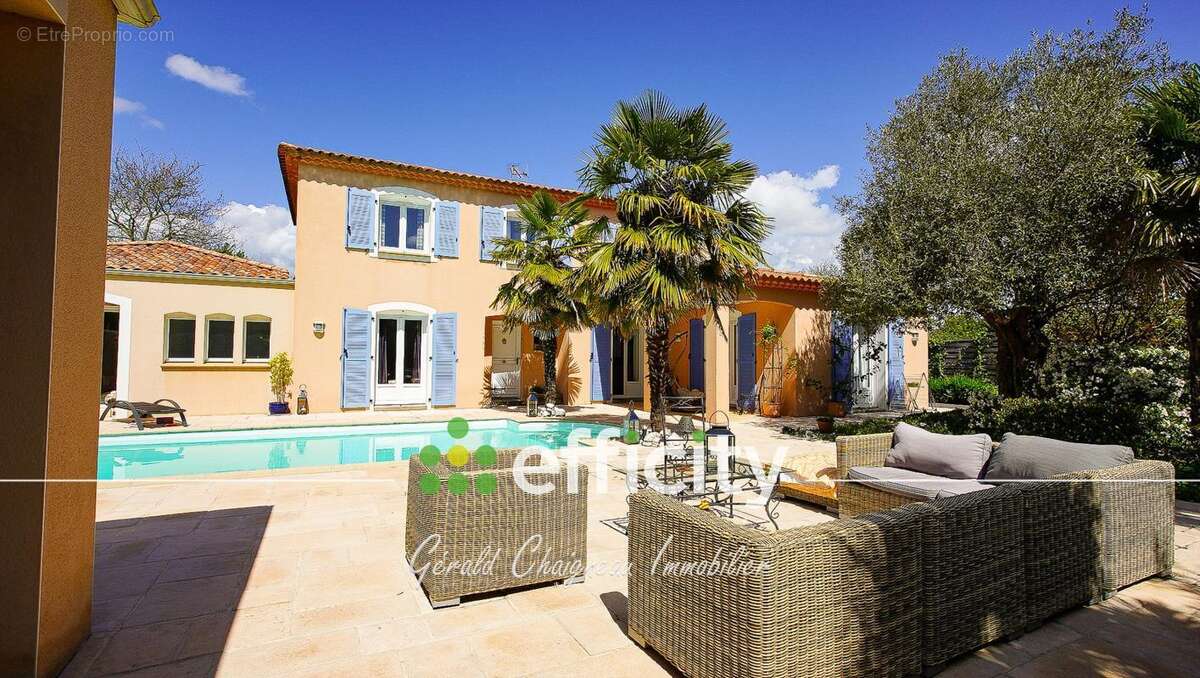 Maison à SAINT-PHILBERT-DE-GRAND-LIEU