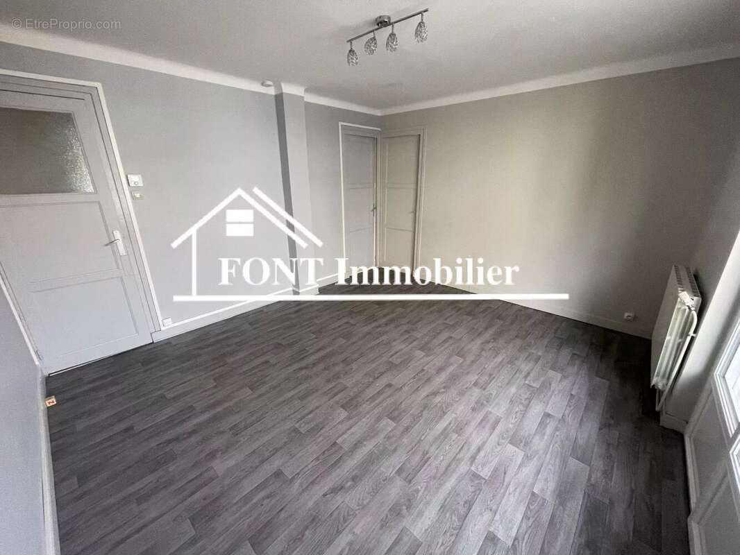 Appartement à SAINT-ETIENNE