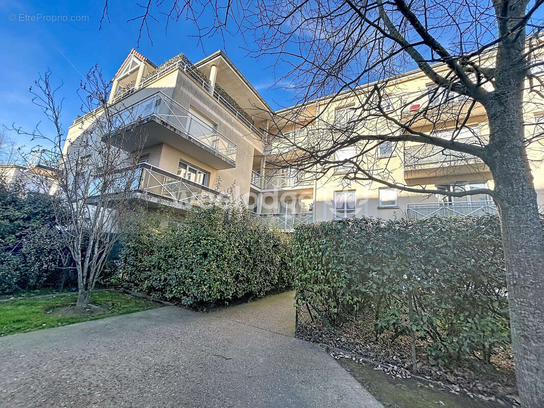 Appartement à ERAGNY