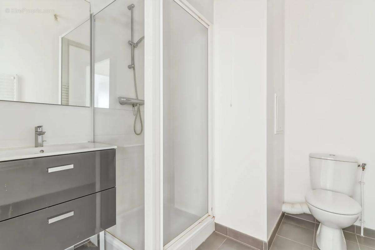 Duplex lumineux avec séjour impressionnant à double hauteur - photo 9