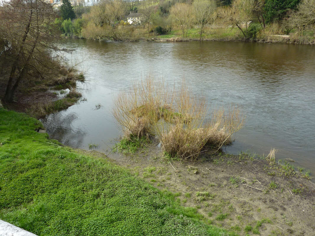 Maison à MONTMORILLON