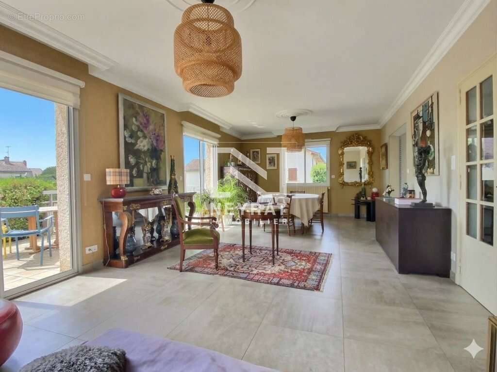 Maison à FONTAINE-LES-DIJON
