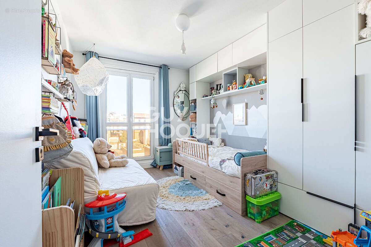 Appartement à ASNIERES-SUR-SEINE
