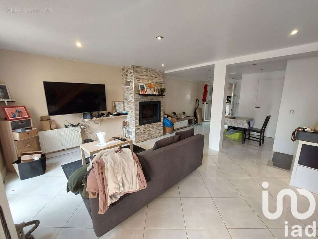 Photo 2 - Maison à CHAMPAGNE-SUR-SEINE