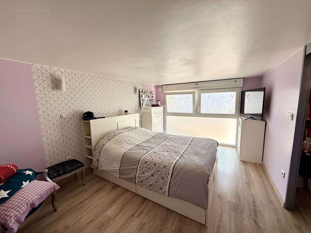 Maison à L&#039;HUISSERIE