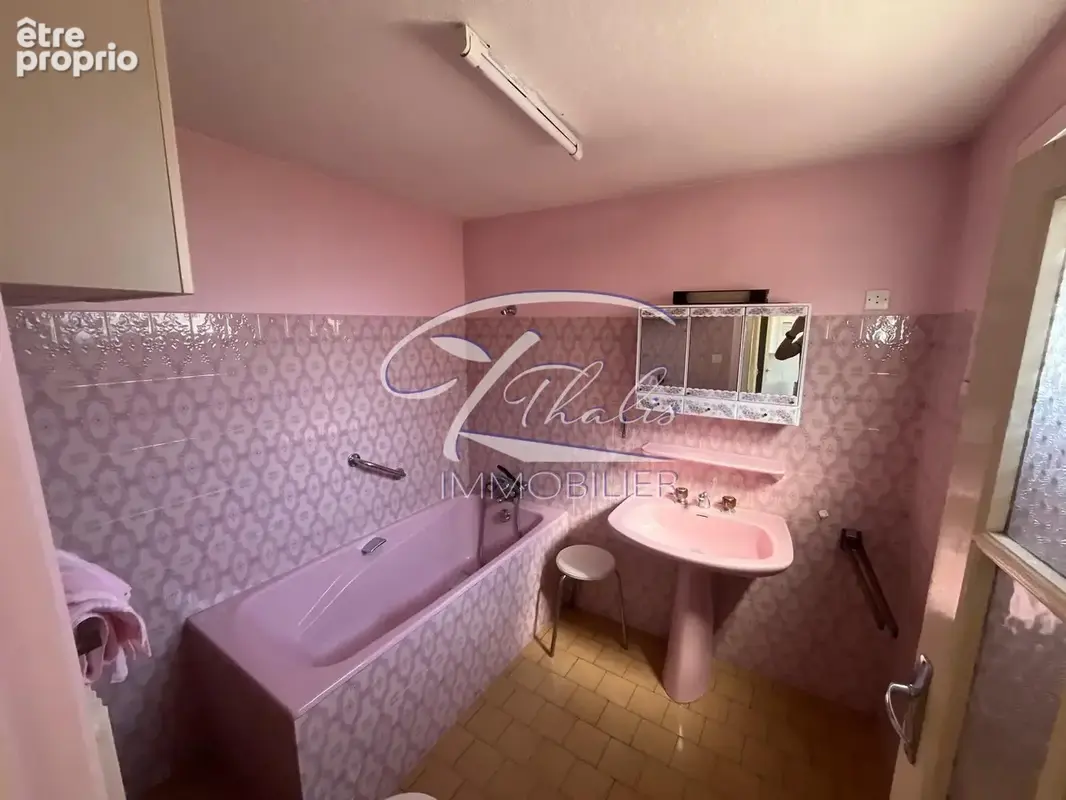 Maison 80 m² à Merignac  - photo 6