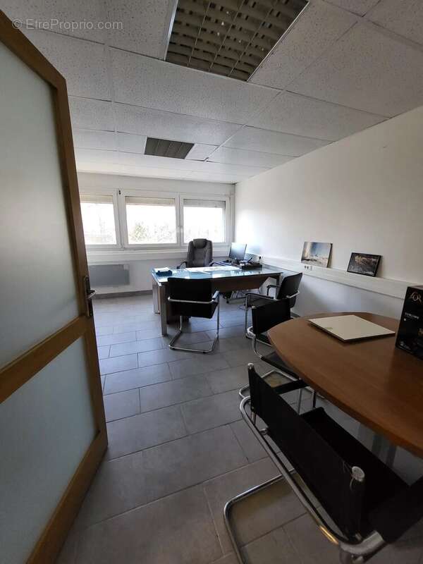 Commerce à SASSENAGE