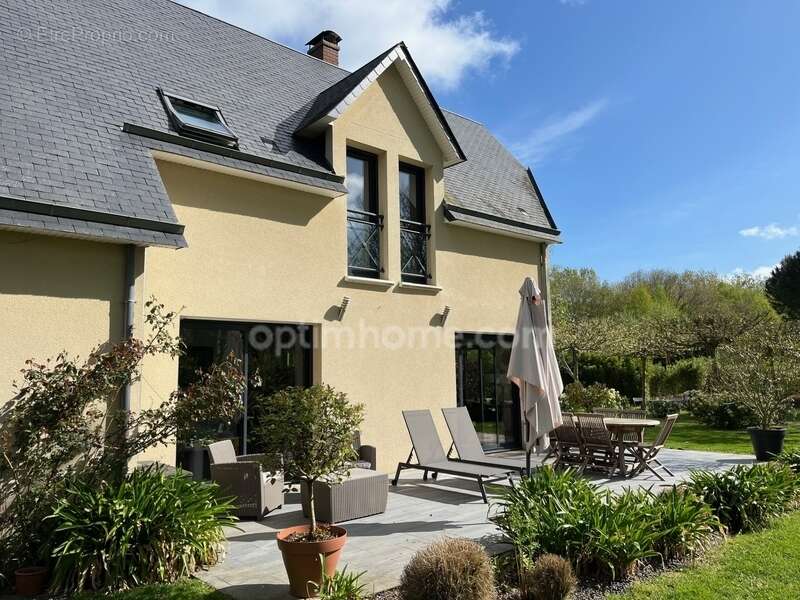 Maison à GONNEVILLE-SUR-HONFLEUR
