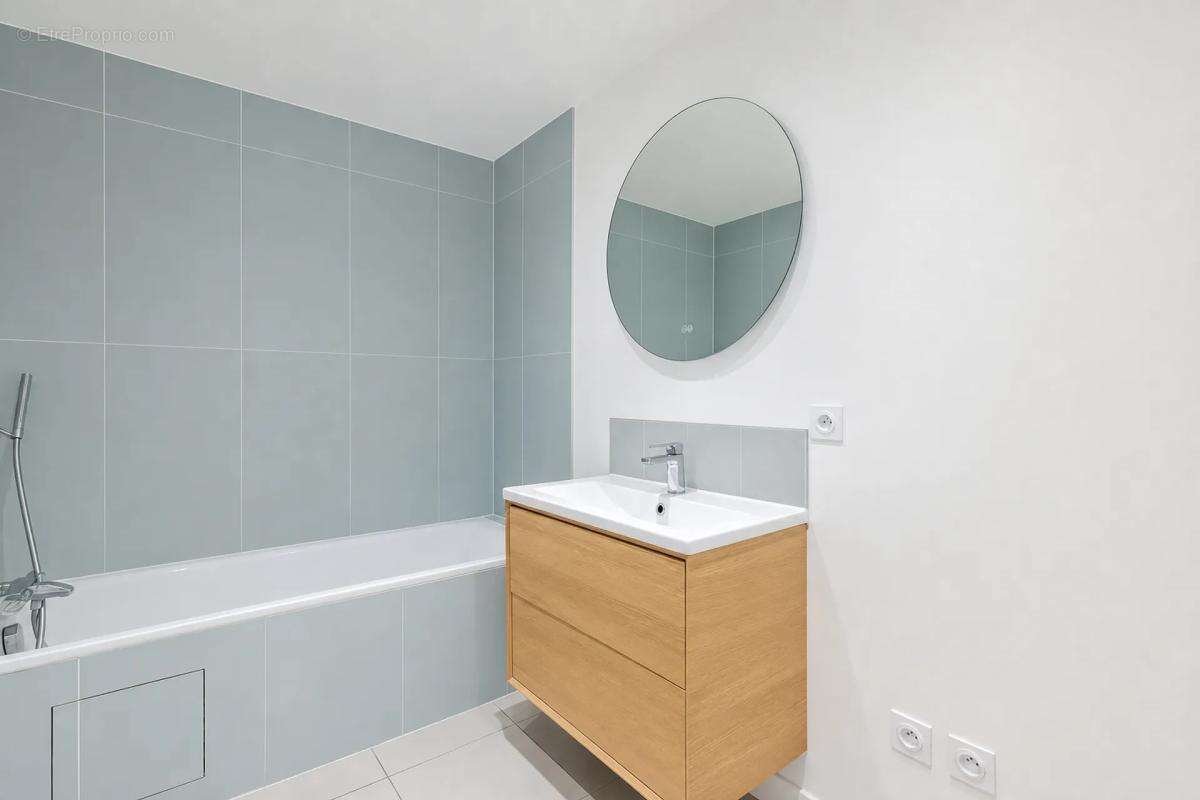 Appartement à LE PERREUX-SUR-MARNE
