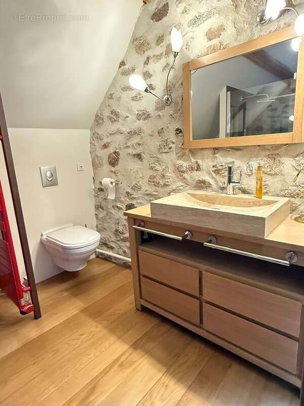 Maison à DUN-LE-PALESTEL