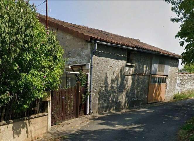 Maison à SAINT-GOURSON