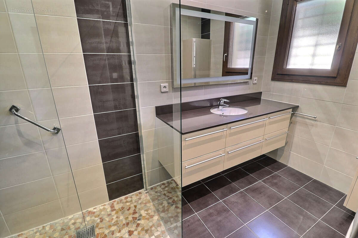 Maison 135m² à bédarrides - photo 6