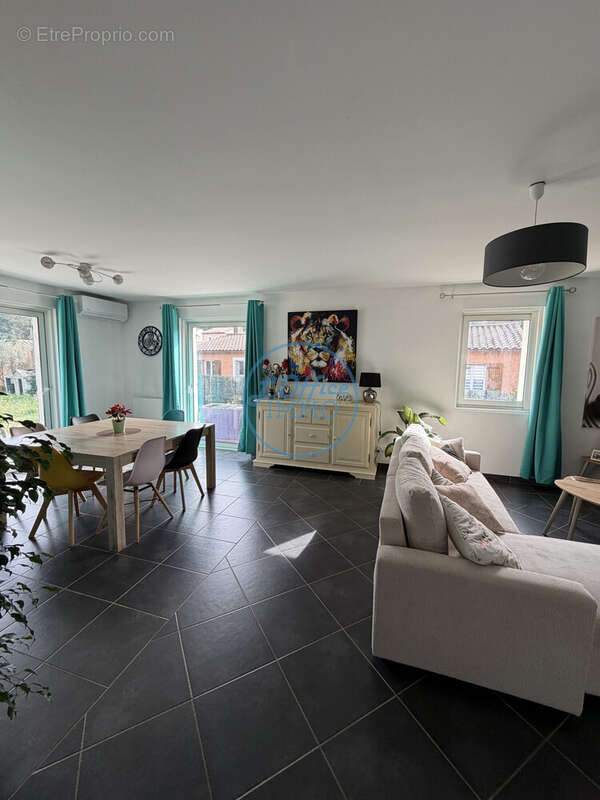 Maison à CAMPS-LA-SOURCE