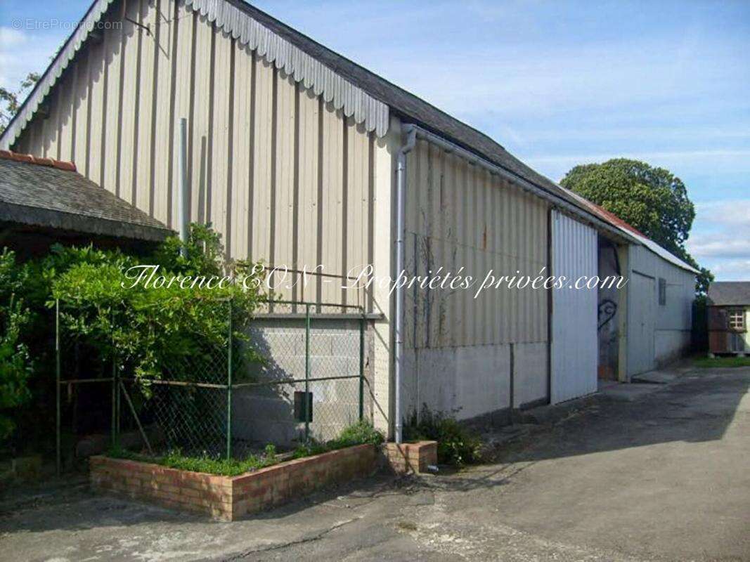 Maison à LA CHAPELLE-JANSON