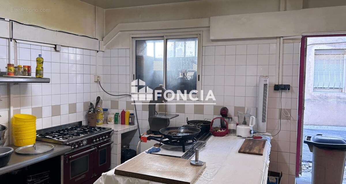 Commerce à MARIGNANE