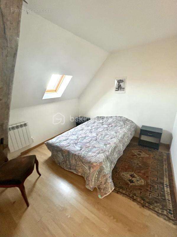 Maison à POILLY-SUR-SEREIN