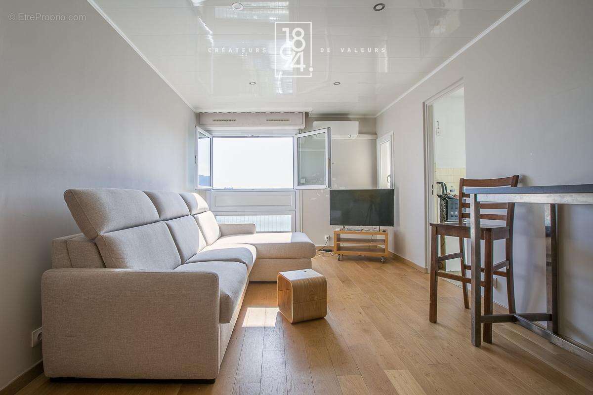 Appartement à MARSEILLE-12E