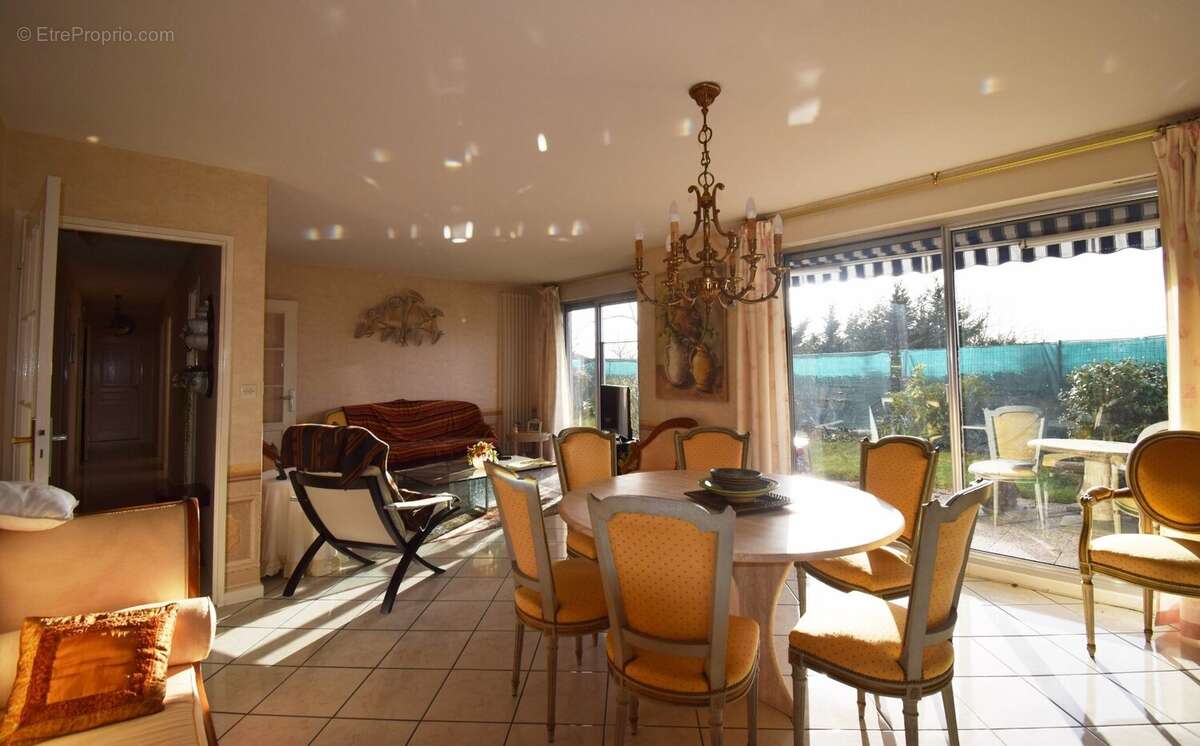Appartement à CUSSET