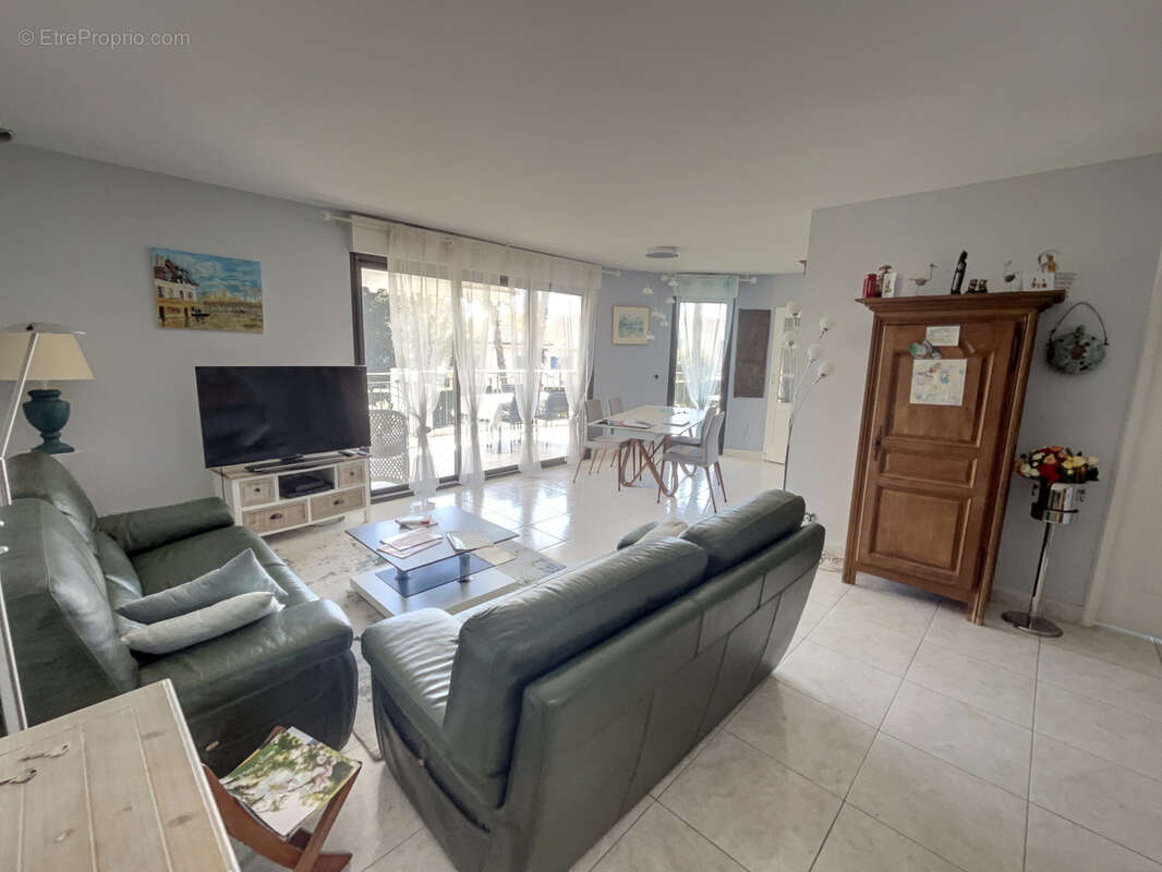 Appartement à SANARY-SUR-MER
