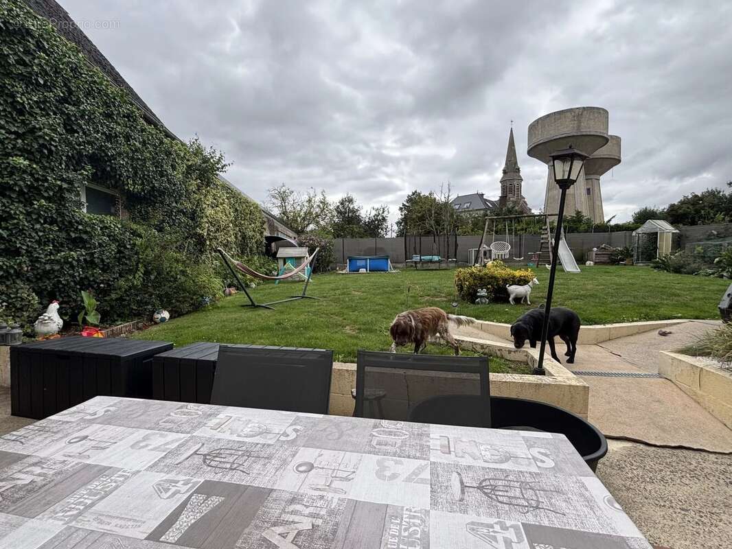 Maison à GOUZEAUCOURT