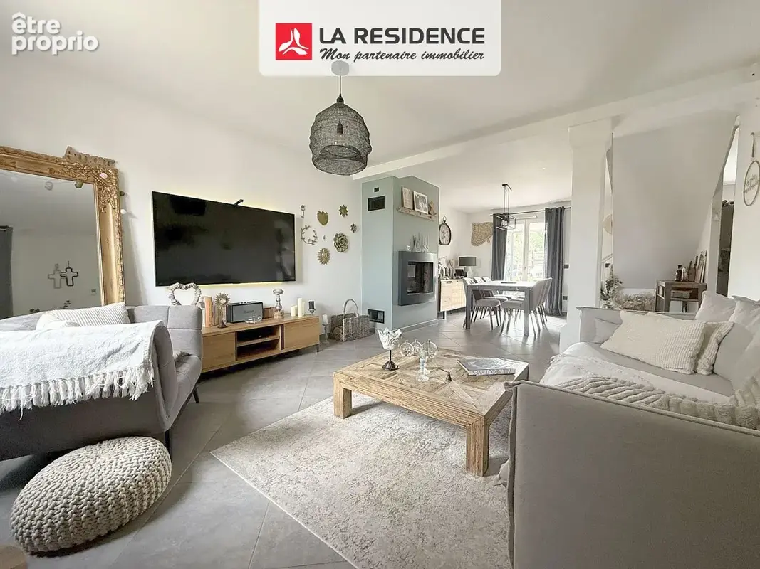 Maison 4 pièces 93 m² à vendre à Freneuse (78840) - photo 2