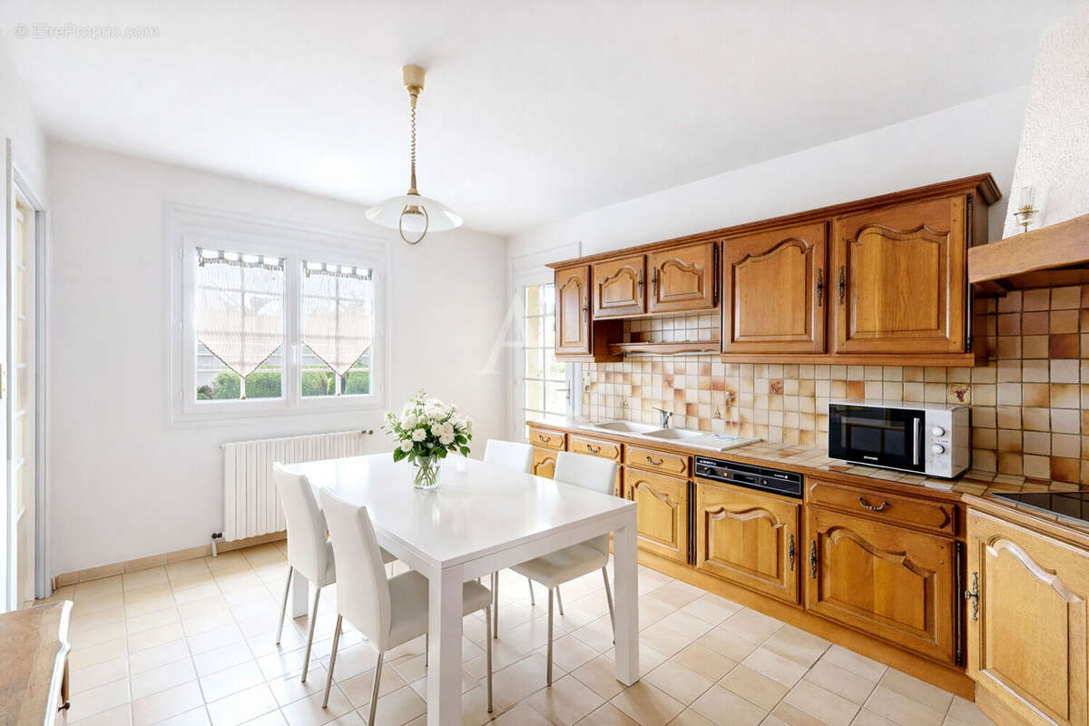 Maison à SAINT-ORENS-DE-GAMEVILLE