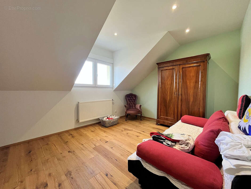 Rosenau belle maison récente 6 pièces de 170 m2 sur 4,84 ares de terrain - photo 12