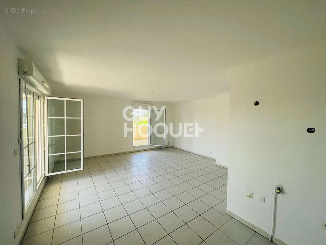 Appartement à JUVIGNAC