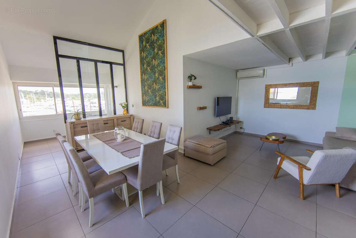 Appartement à POINTE-A-PITRE