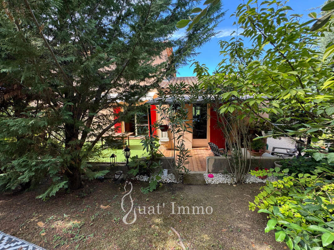 VILLA 6 PIECES  187 m2   Manosque (04100) - photo 7