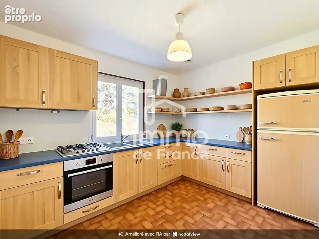 Maison de plain-pied 85 m² , 3 chambres , Terrain de 572 m²  à Saint-Maurice-de-Gourdans - photo 9