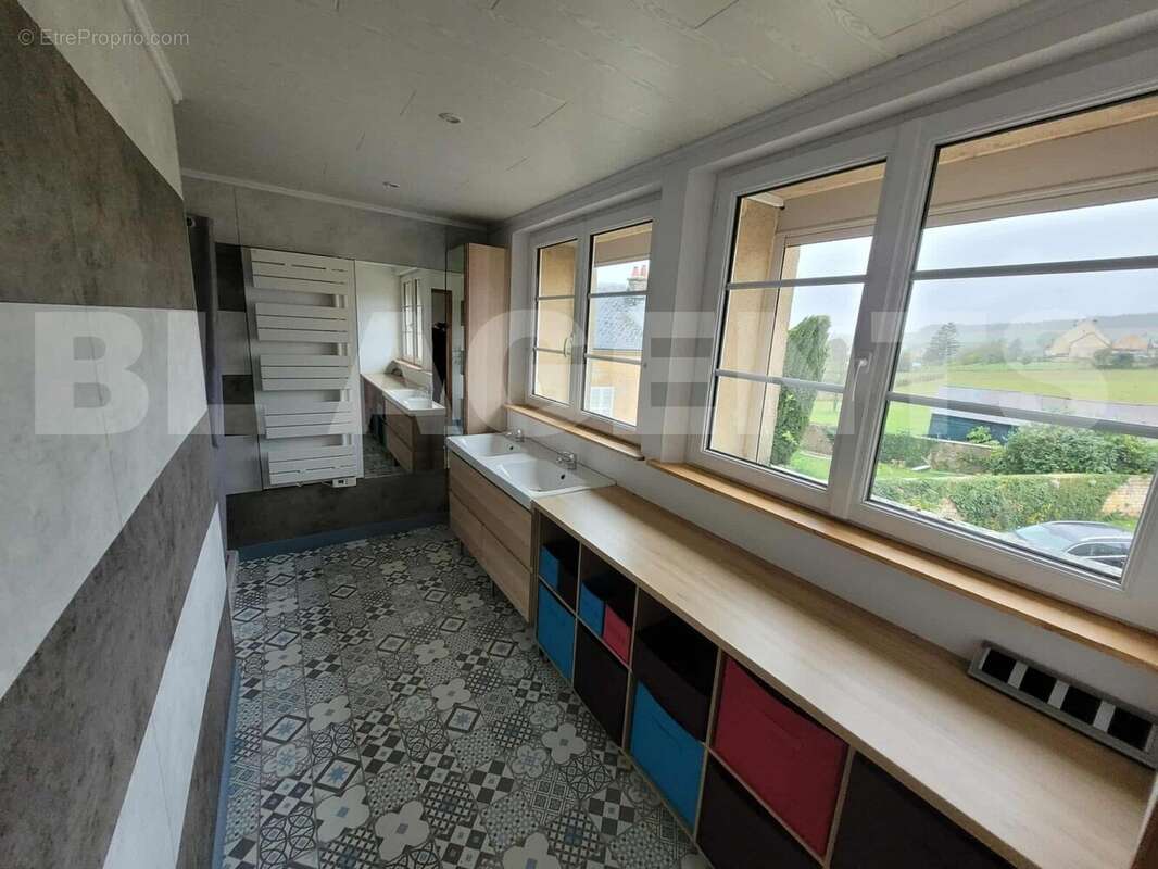 Messenger_creation_EE7A106D-788C-416E-948C-9F2416C87C30 - Maison à CHEVEUGES