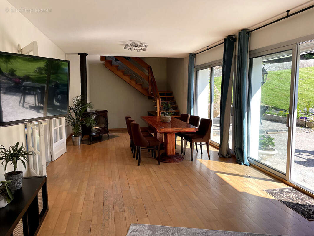 Maison à PLONEOUR-LANVERN