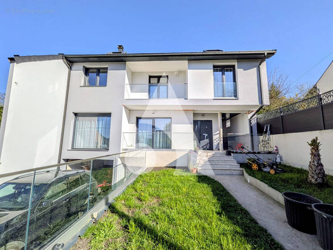 Maison à CORMEILLES-EN-PARISIS