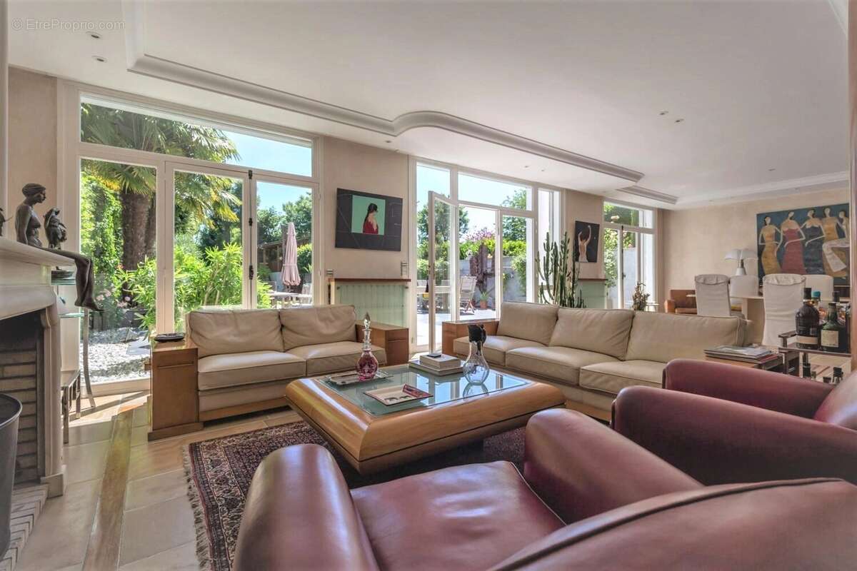 Maison à NOGENT-SUR-MARNE