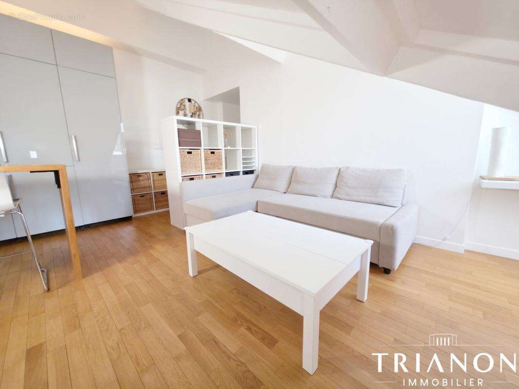 Appartement à VERSAILLES