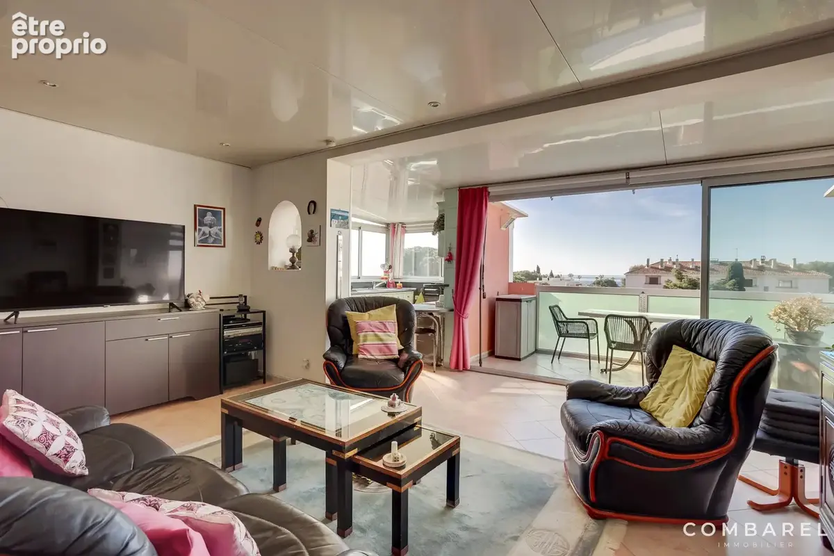 Appartement 3 pièces 66 m² à vendre à La Ciotat (13600) - photo 2