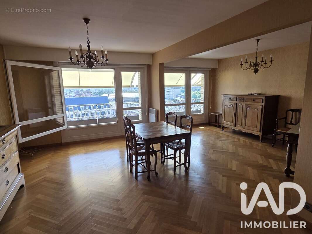 Appartement 116 m² à Valenciennes  - photo 2