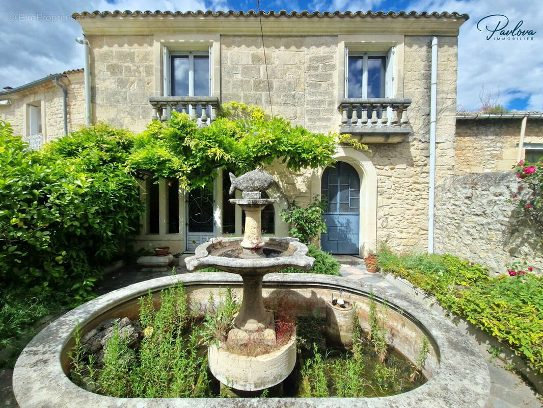 Maison à RESTINCLIERES