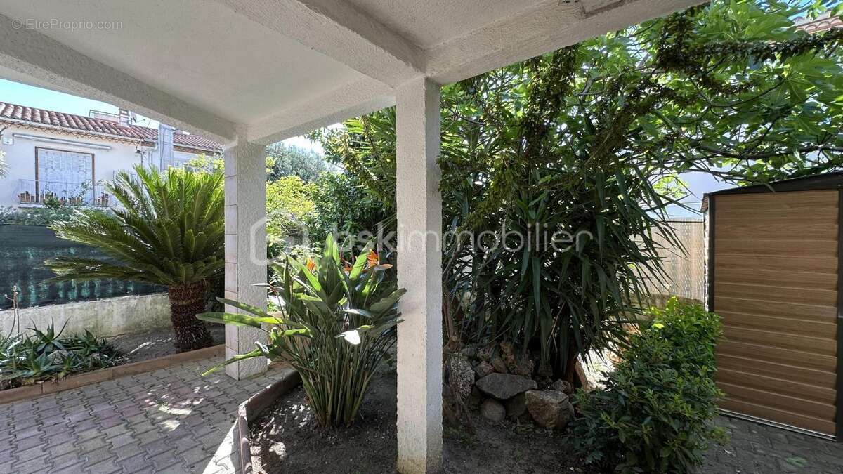 Maison catalane rénovée – 175 m² – 5 chambres – garage – jardin - photo 2